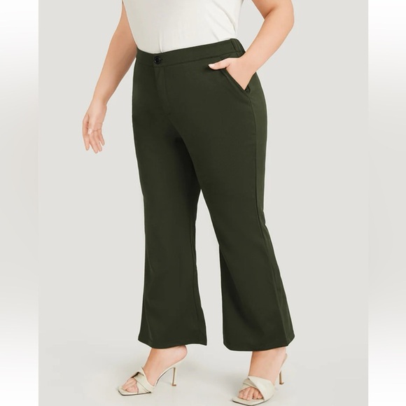 BloomChic Plus Size XL Solid Flare Leg Pocket Pants us14-16 - Picture 3 of 5